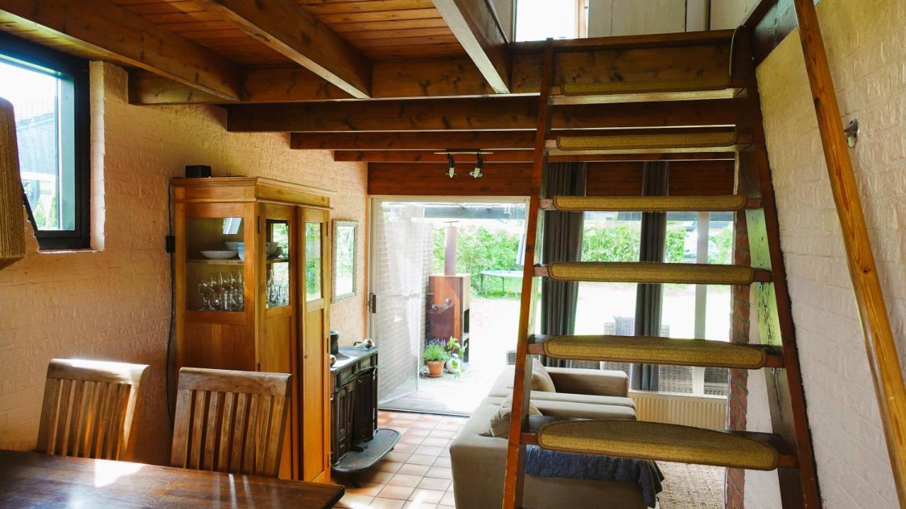 Oude-Tonge Holiday House Near Fishing Waters Bagian luar foto